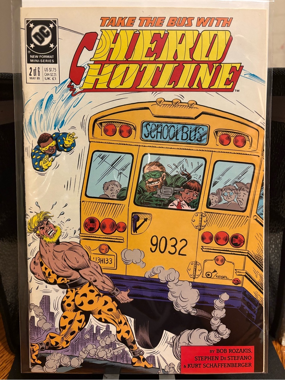 ✨5/$20✨ DC Comics 'Hero Hotline' #2